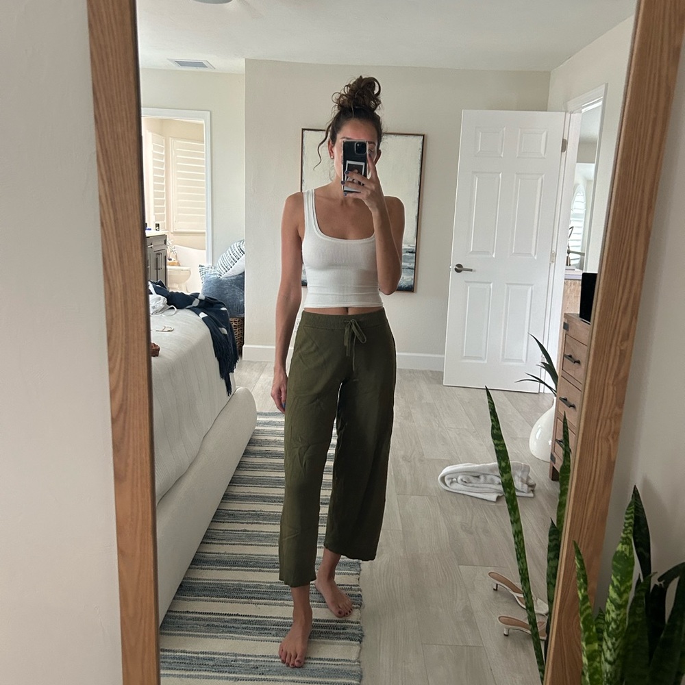 Banana Republic Sweater pants